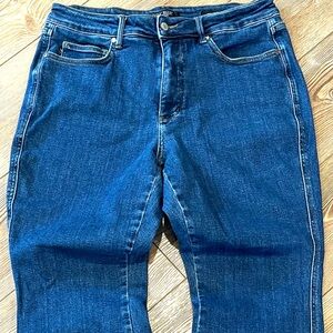 Judy Blue Womens 16W Straight Leg Jeans Med. Wash High Rise Stretch Plus Size